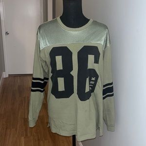 VS PINK long sleeve tee